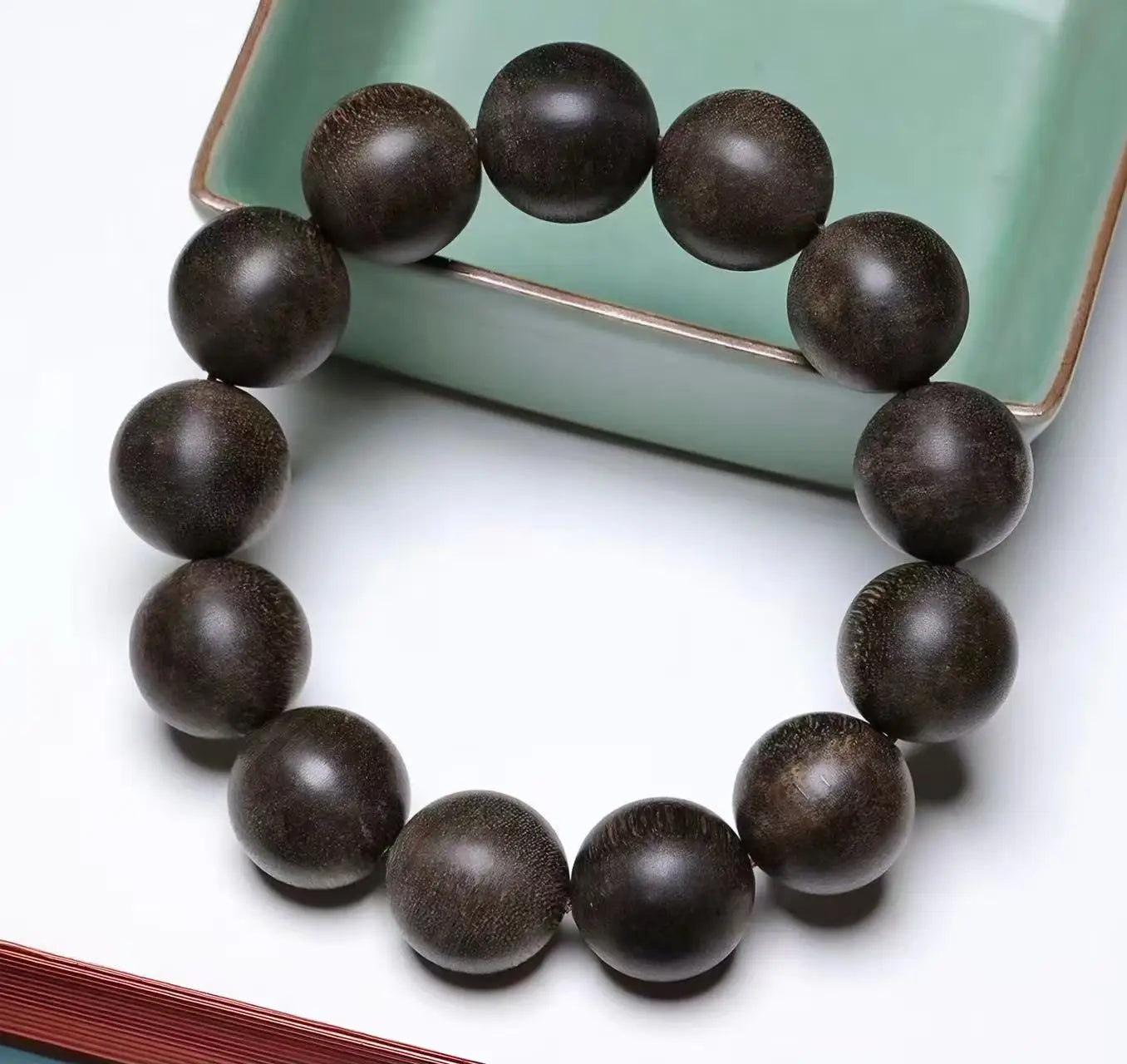 (Energy Collection) Luxury Classic Beads Bracelet Wild-Sourced Old Material Agarwood Healing Power Jewelry China